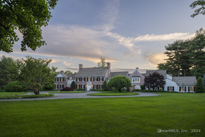 Homes for sale in Darien, CT | 865 Hollow Tree Ridge Rd, Darien, CT 06820 | MLS# 24043900