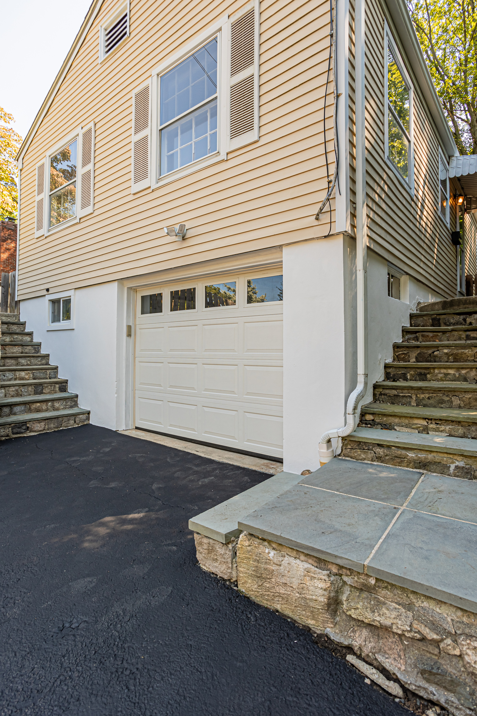 Derwen St, Stamford, CT 06906 #1