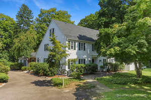 11 Valley Road