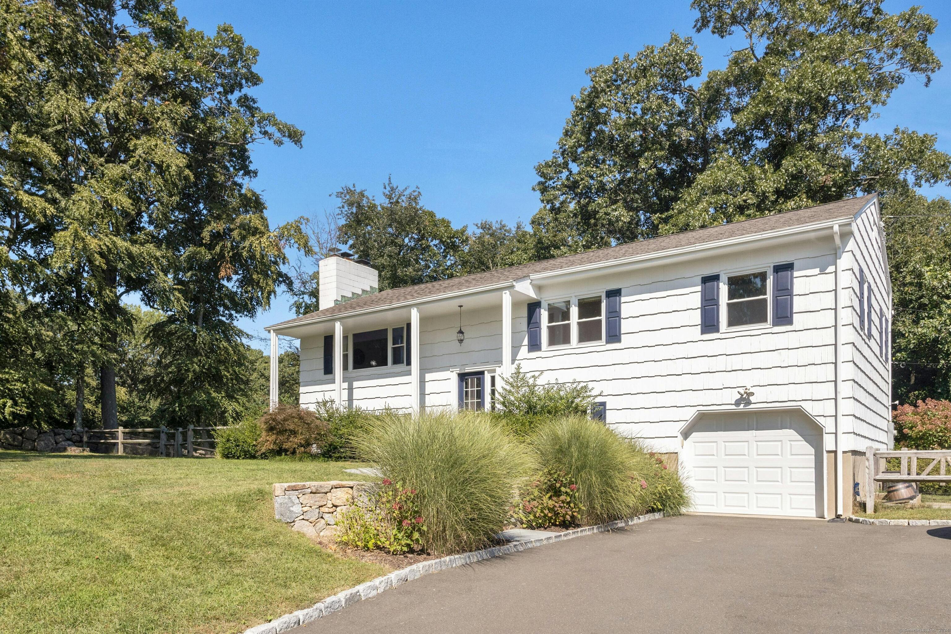 9 Littlebrook, Darien, Connecticut 06820