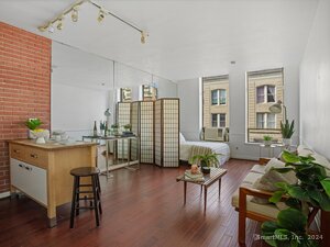 94 Washington Street, Unit APT 6