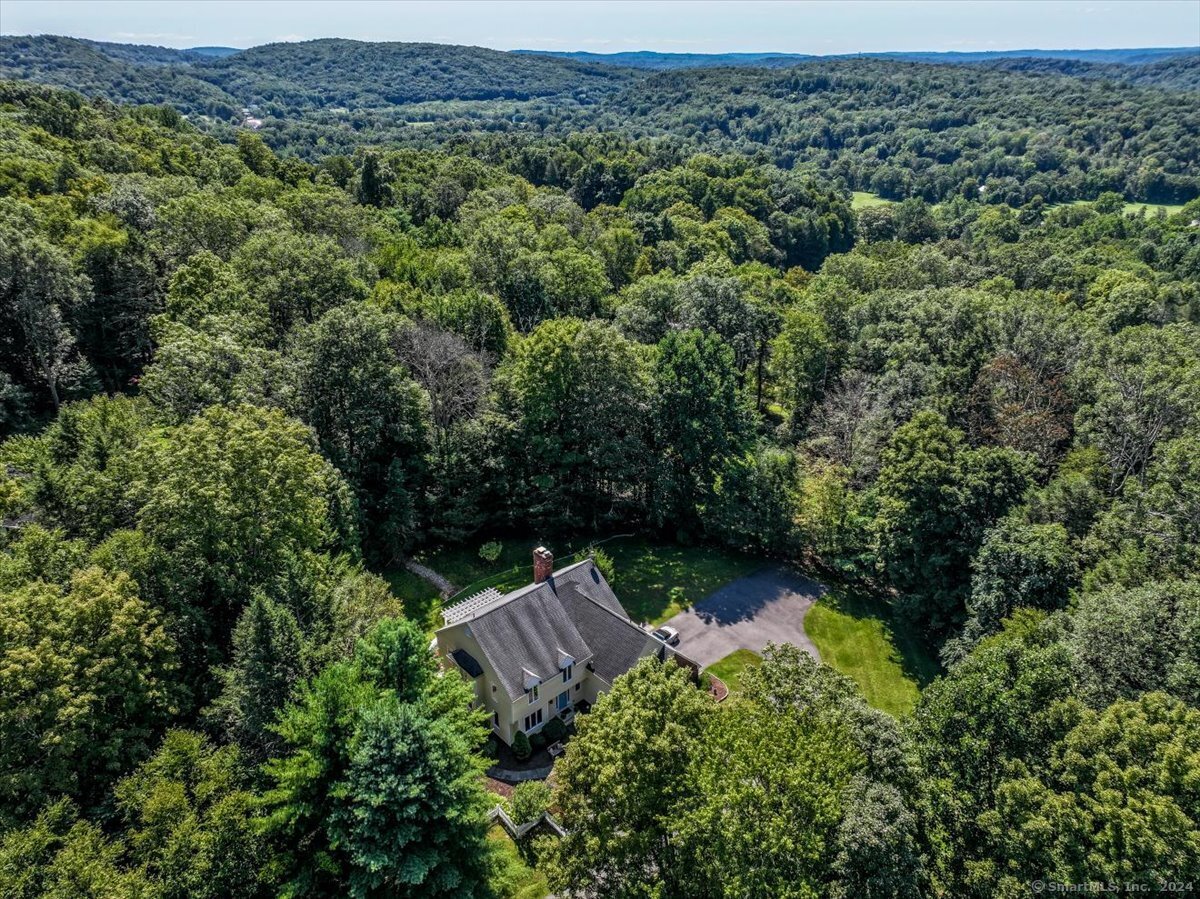 20 Sylvan Crest, Southbury, Connecticut 06488