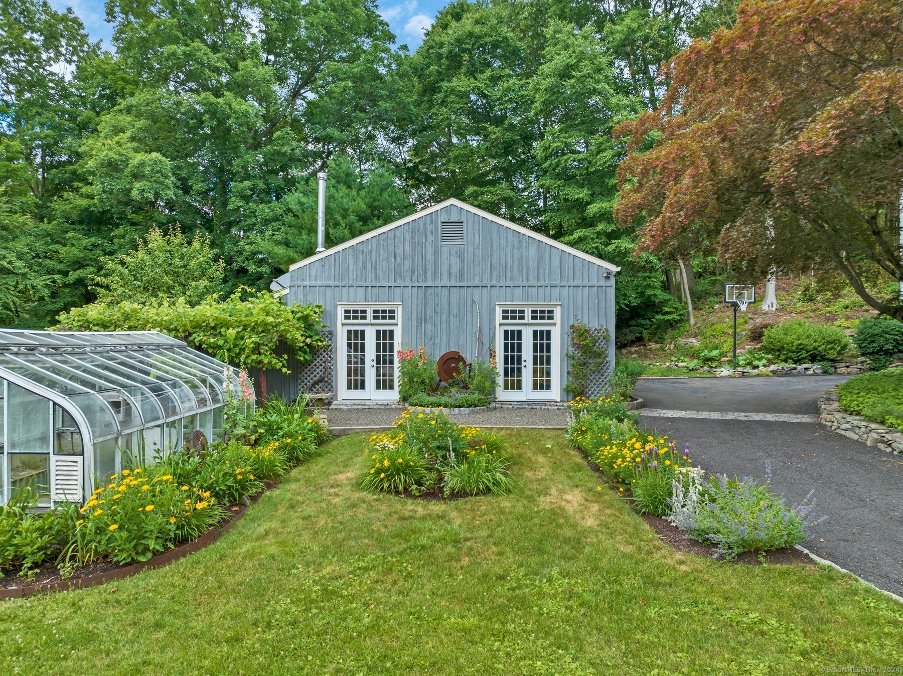 44 Old Mill, Ridgefield, Connecticut 06877