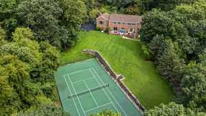 18 Sandy Lane