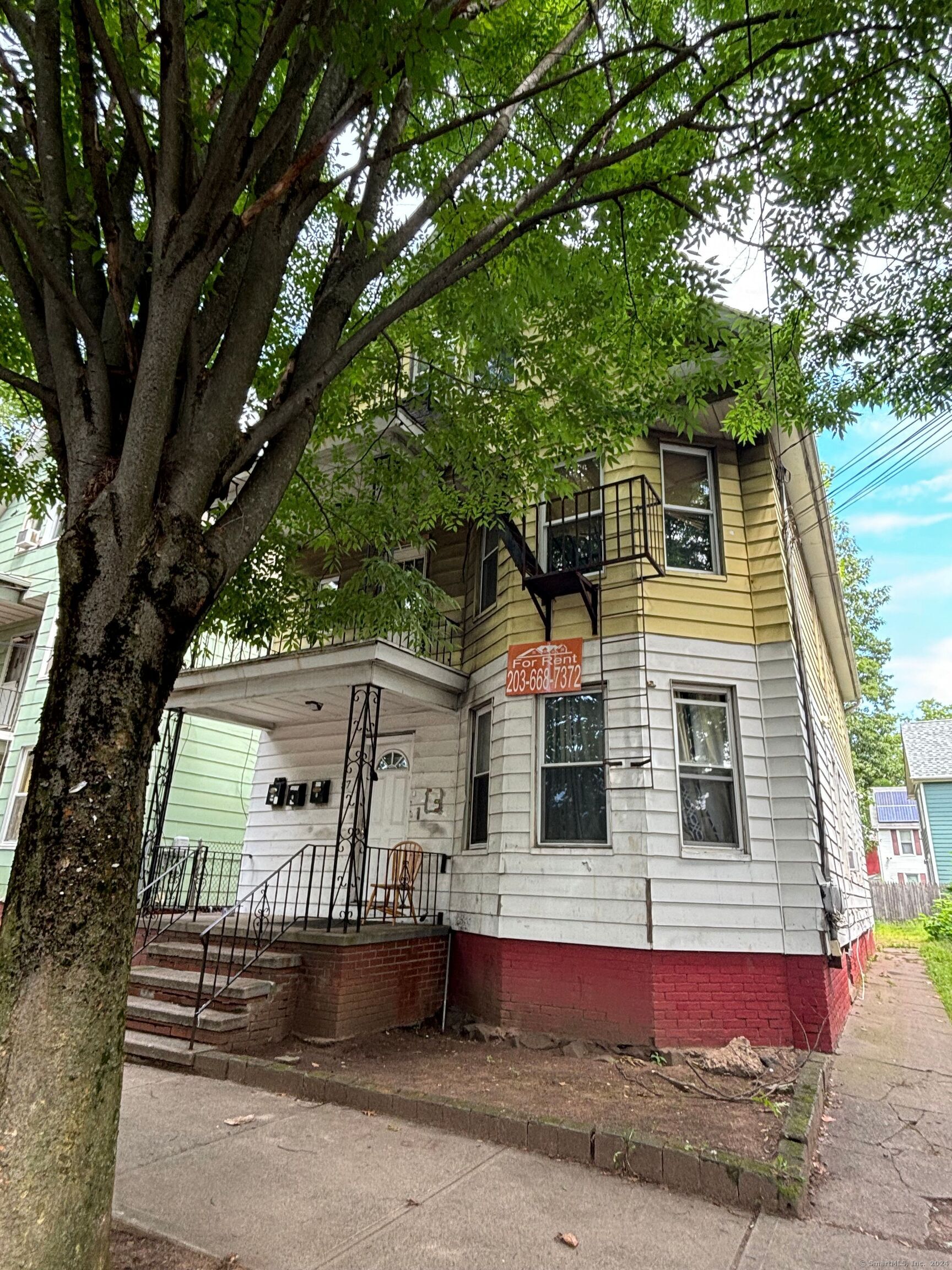 57 Bassett, New Haven, Connecticut 06511