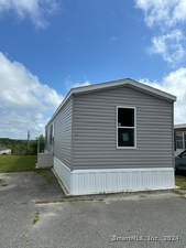 Homes for sale in Groton, CT | 435 High St #26, Groton, CT 06340 | MLS# 24044934