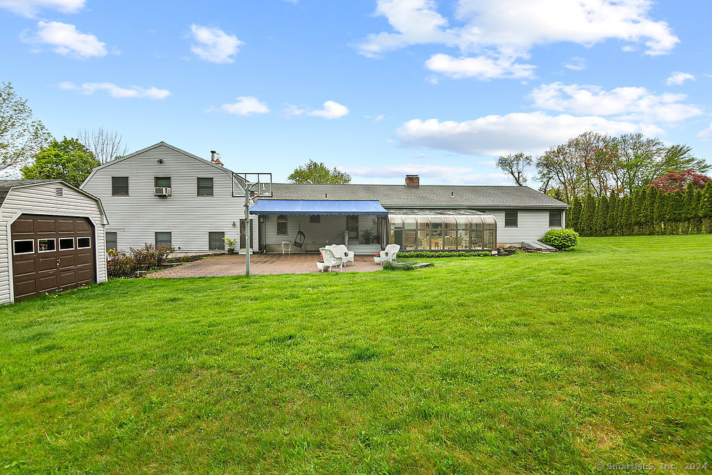 235 Town Hill, Plymouth, Connecticut 06786