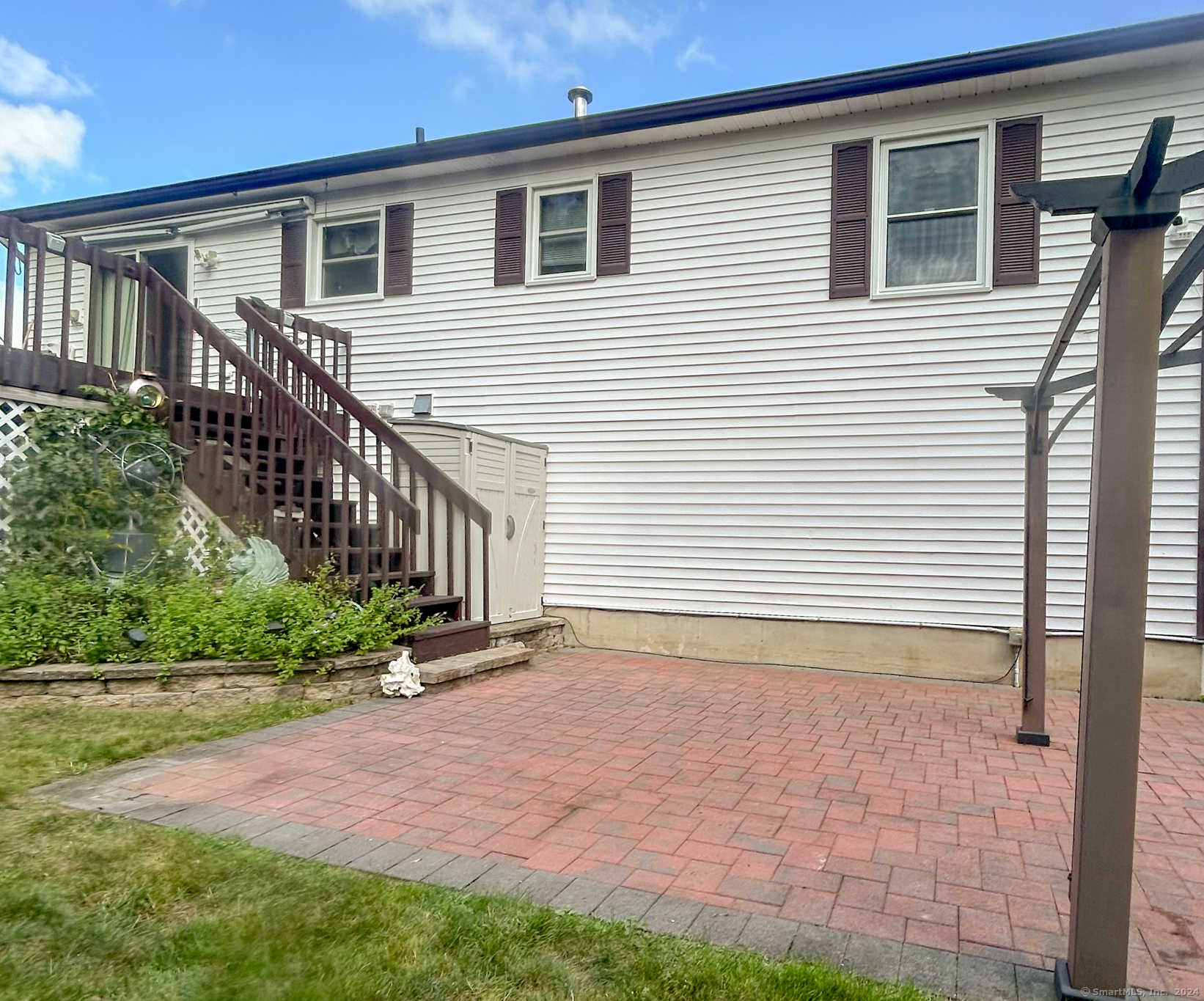 25 Laurie, Waterbury, Connecticut 06704