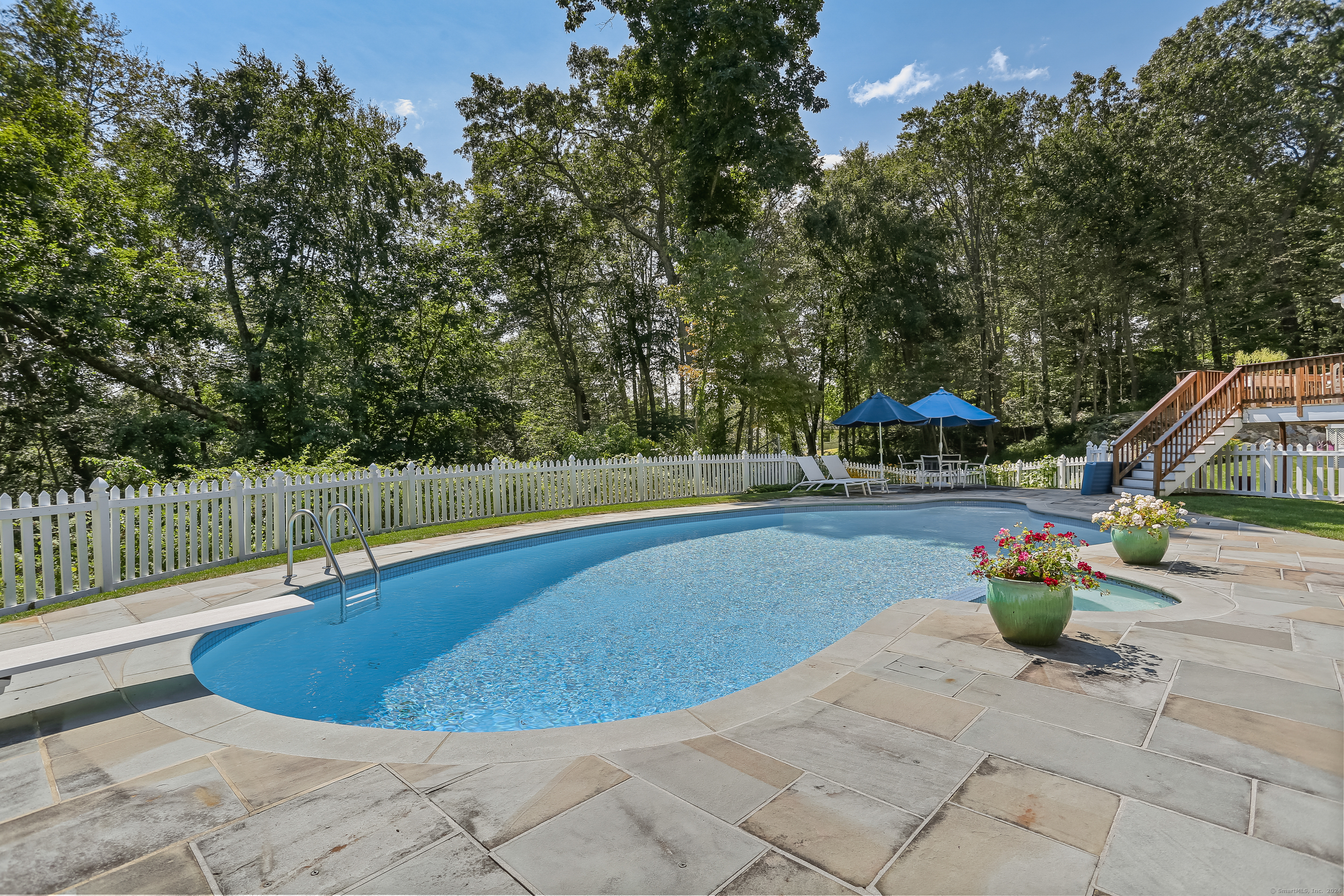 42 Pipers Hill, Wilton, Connecticut 06897