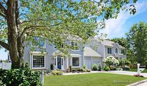 16 Ennis Lane, Unit 16