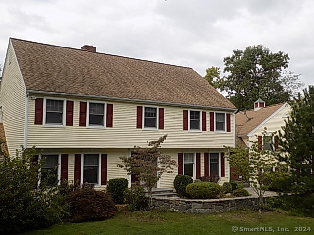 16 Saddle Ridge, New Milford, Connecticut 06776