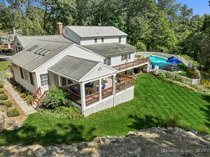 42 Pipers Hill Road