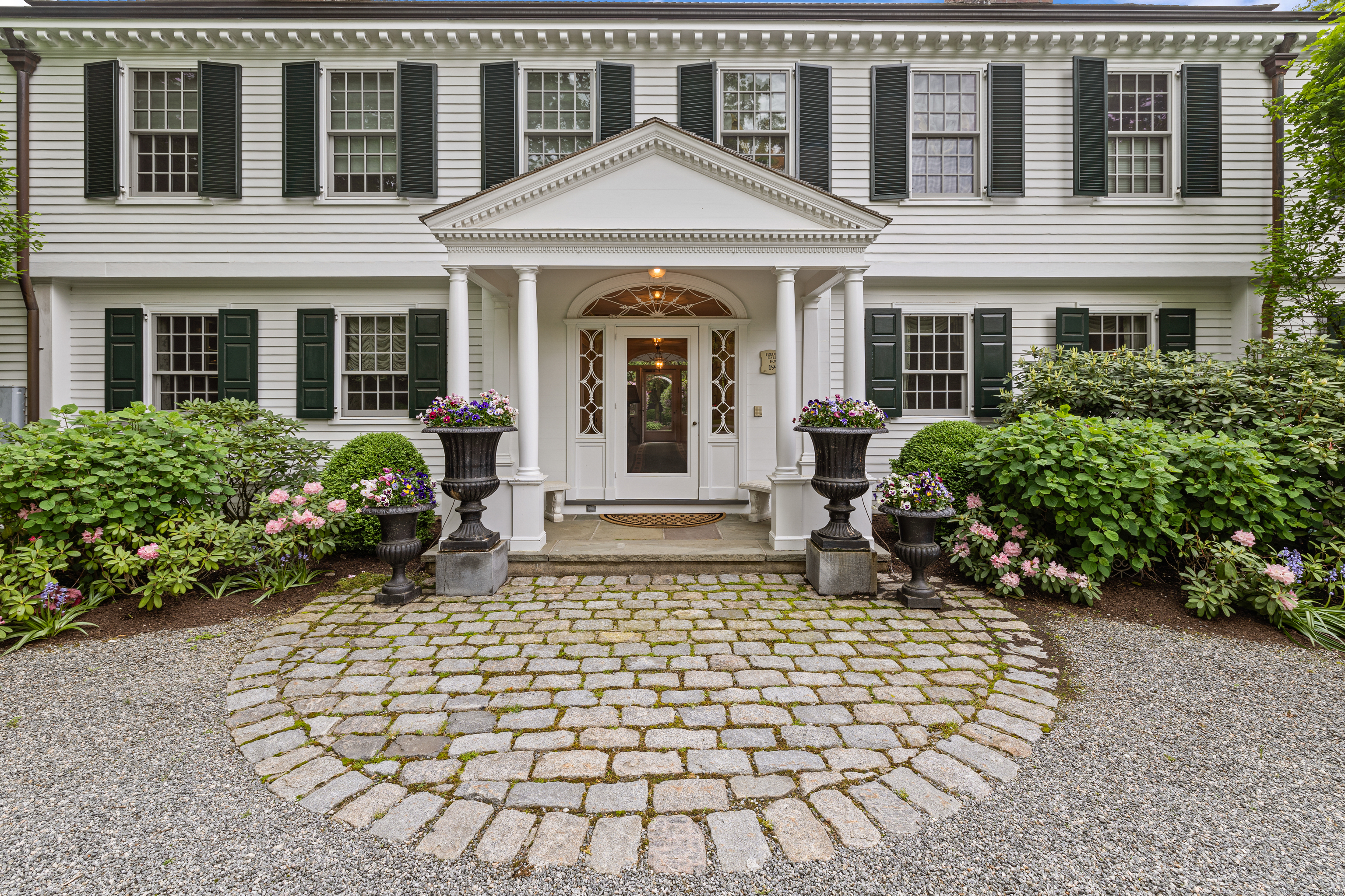 36 Chestnut Hill, Wilton, Connecticut 06897