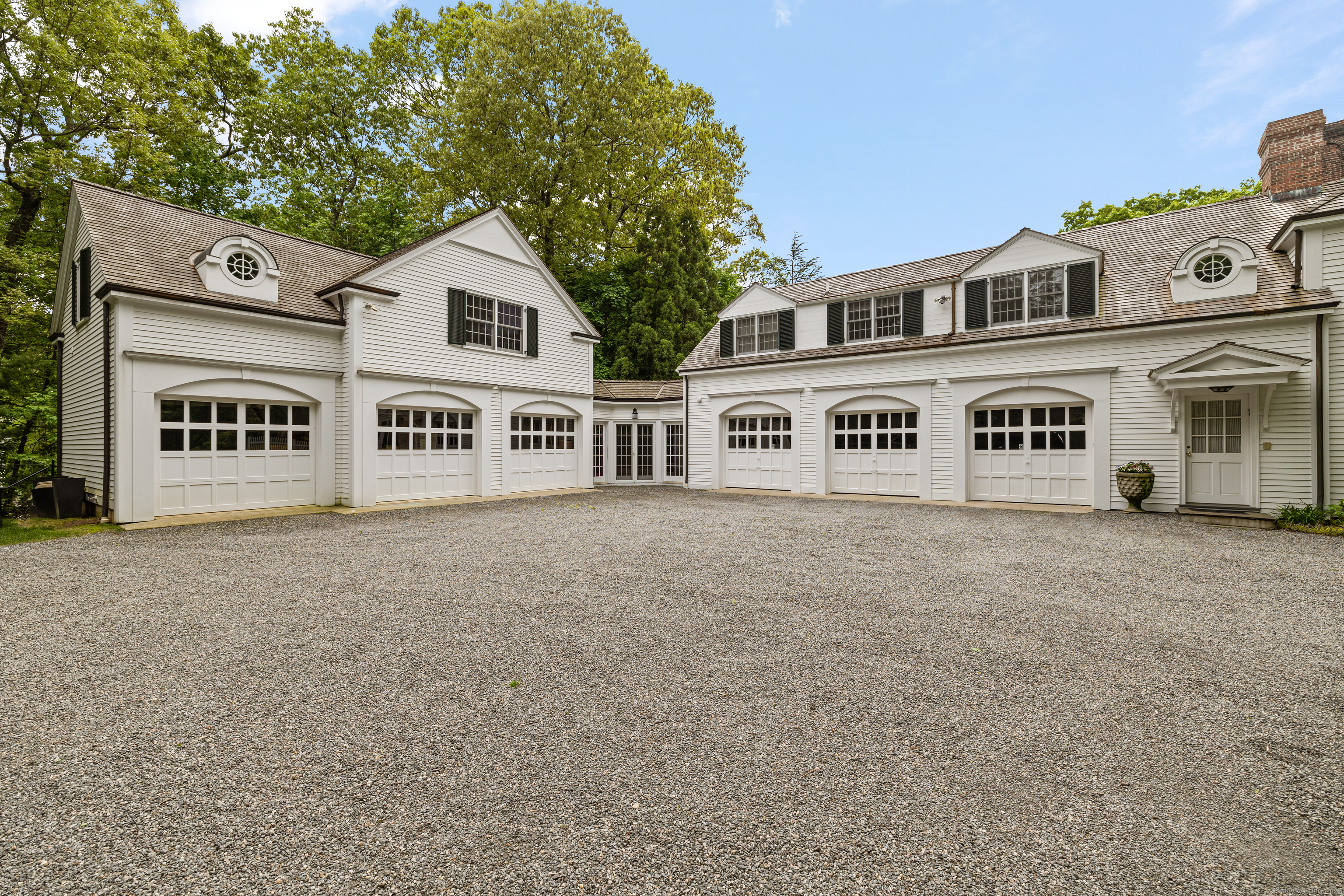 36 Chestnut Hill, Wilton, Connecticut 06897