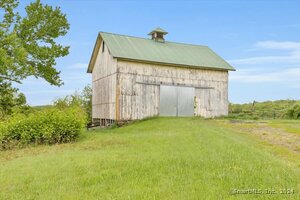 Homes for sale in Durham, CT | 148 Wallingford Rd, Durham, CT 06422 | MLS# 24045370