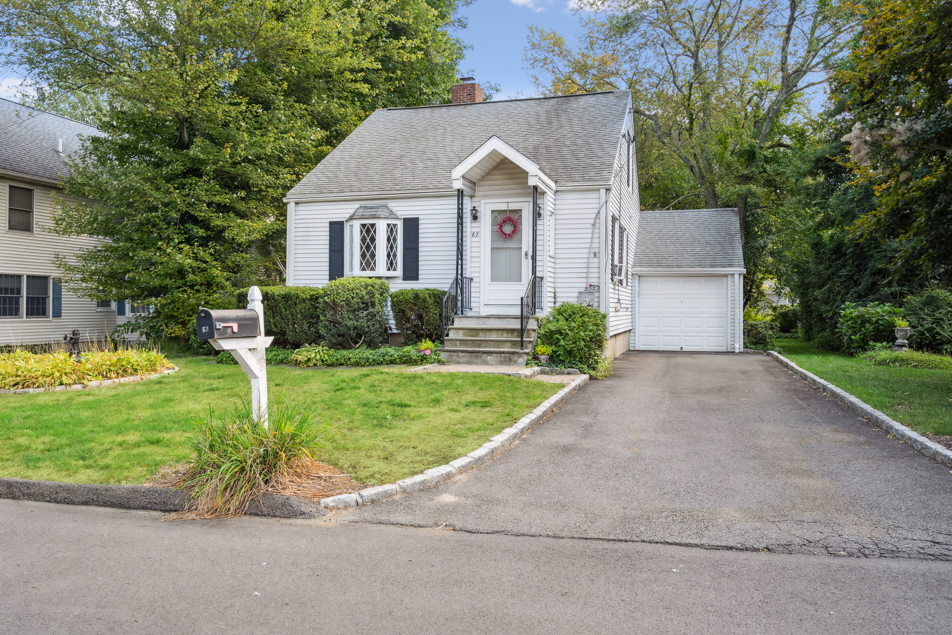 67 Old Elm, Fairfield, Connecticut 06825