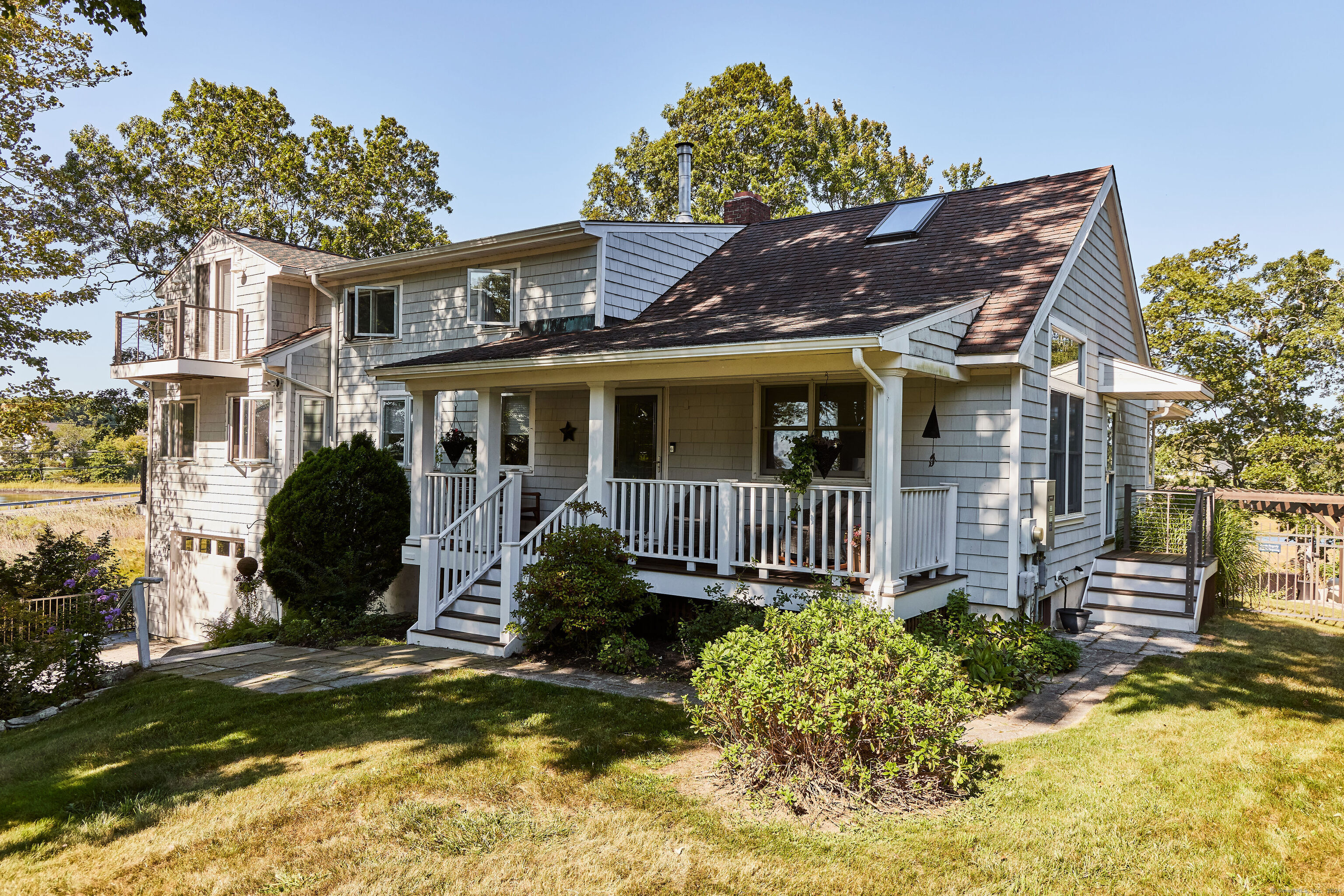 Shore Grove Rd, Clinton, CT 06413