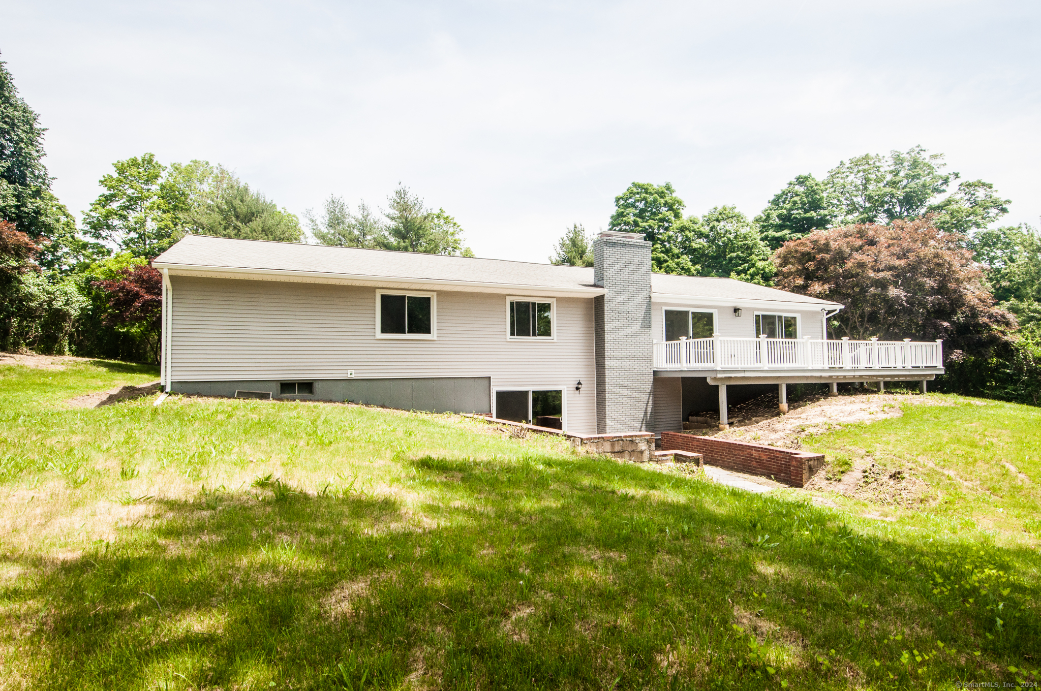 76a clapboard ridge, Danbury, Connecticut 06811