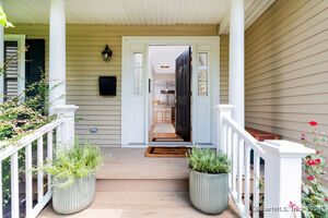 41 Shorefront Park