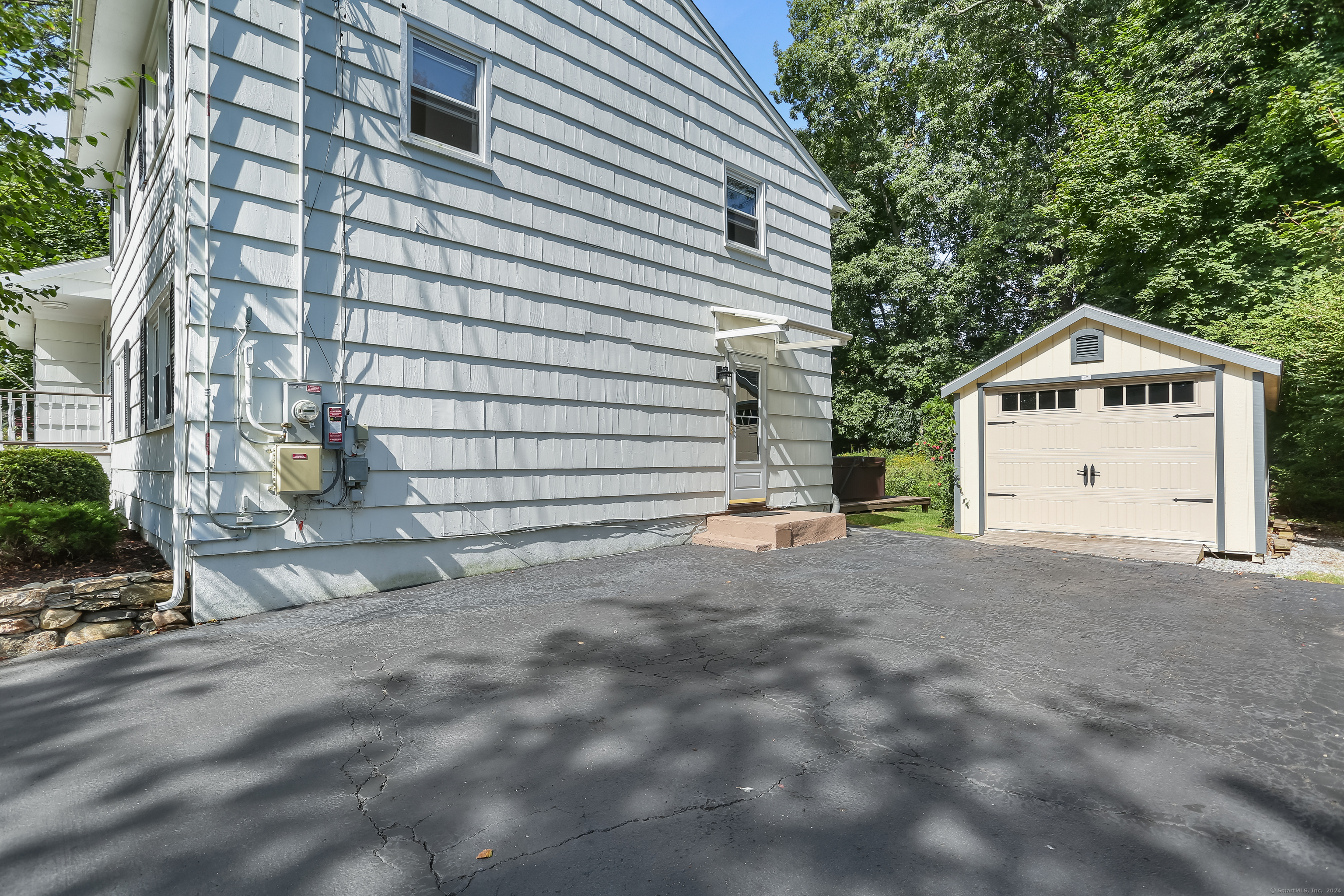 296 Bulkley, Fairfield, Connecticut 06825