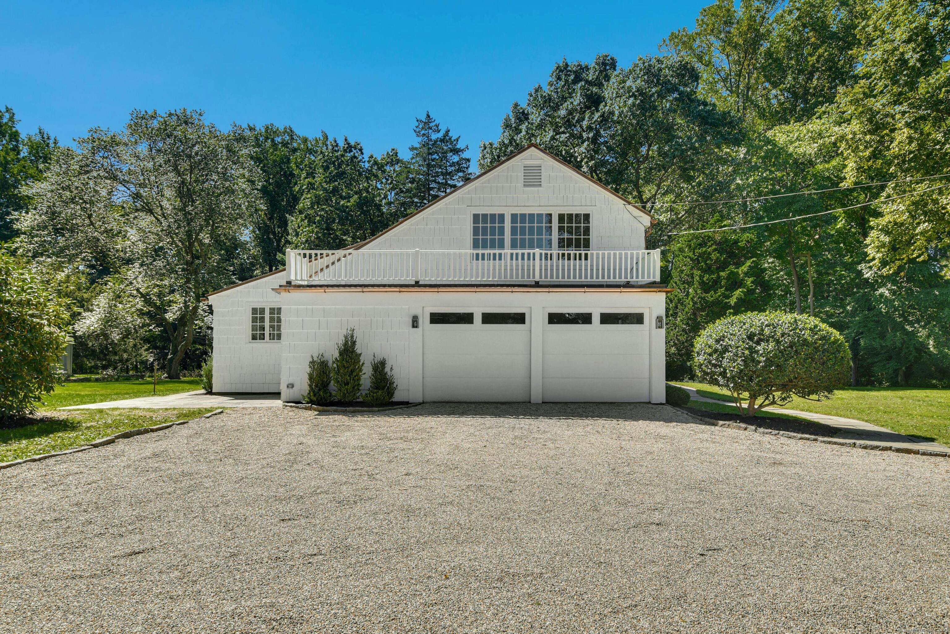 62 Richards, New Canaan, Connecticut 06840