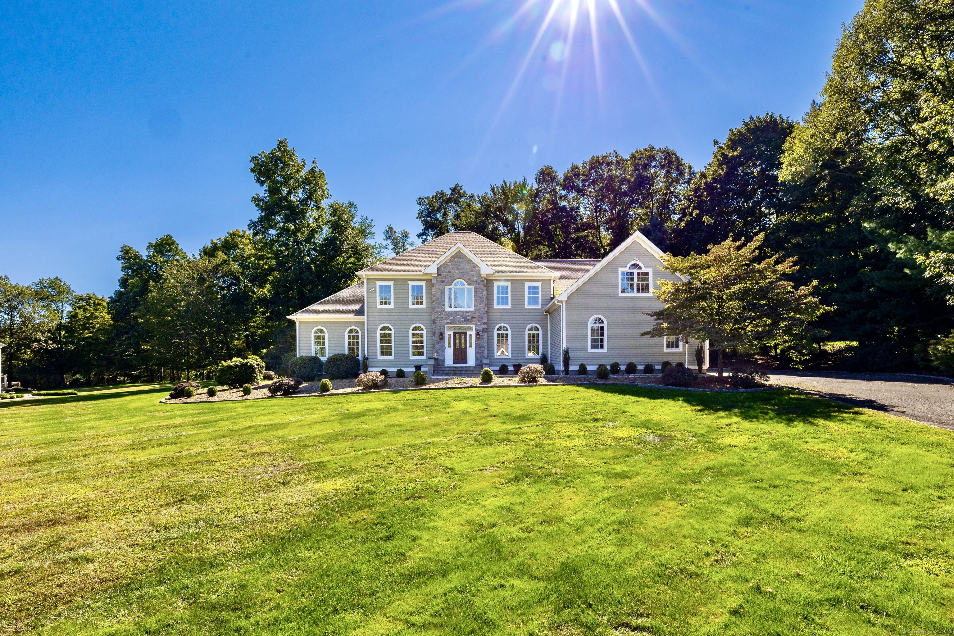 6 Owl Ridge, Woodbury, Connecticut 06798