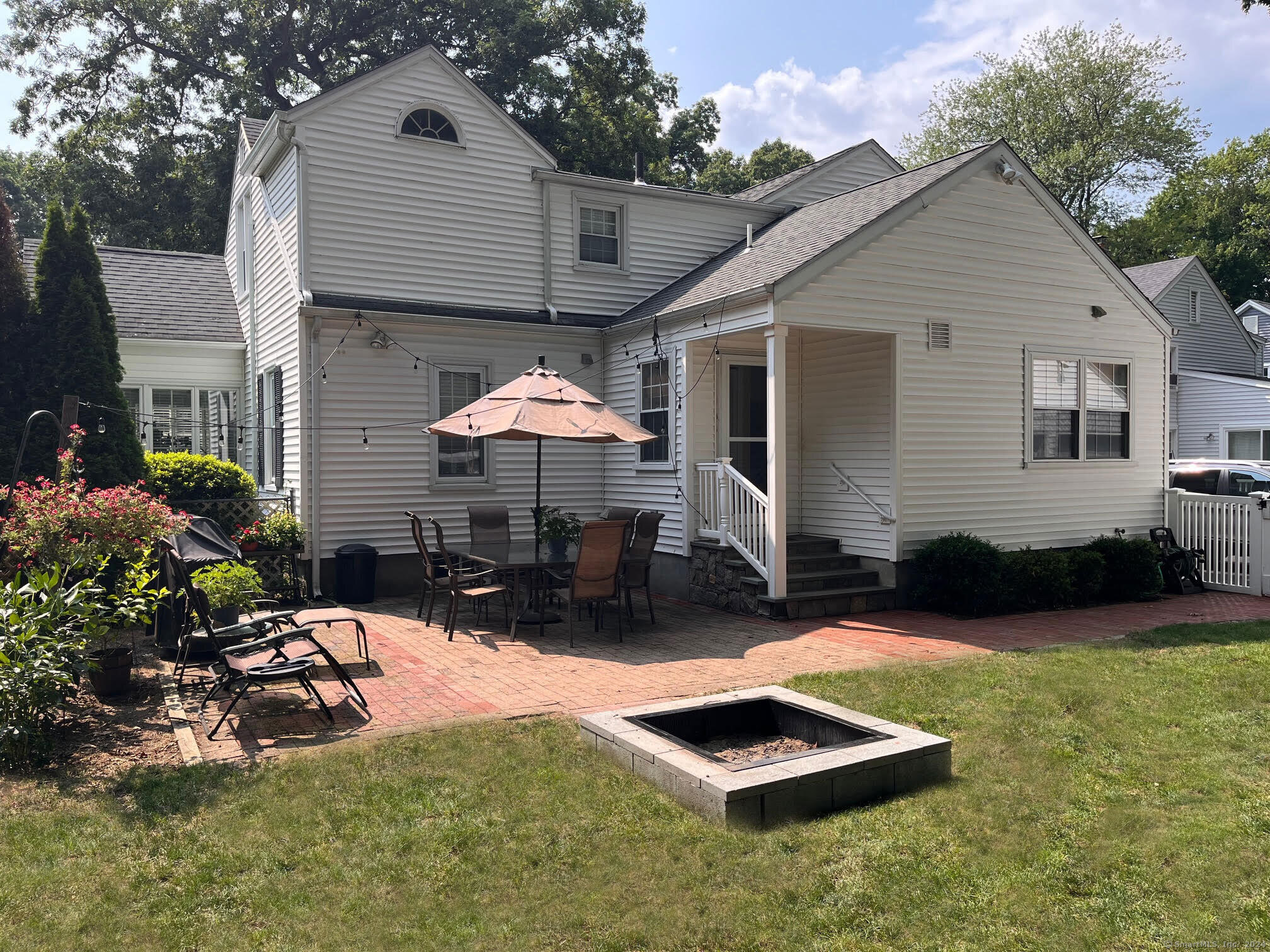 29 Lawton, Stamford, Connecticut 06907