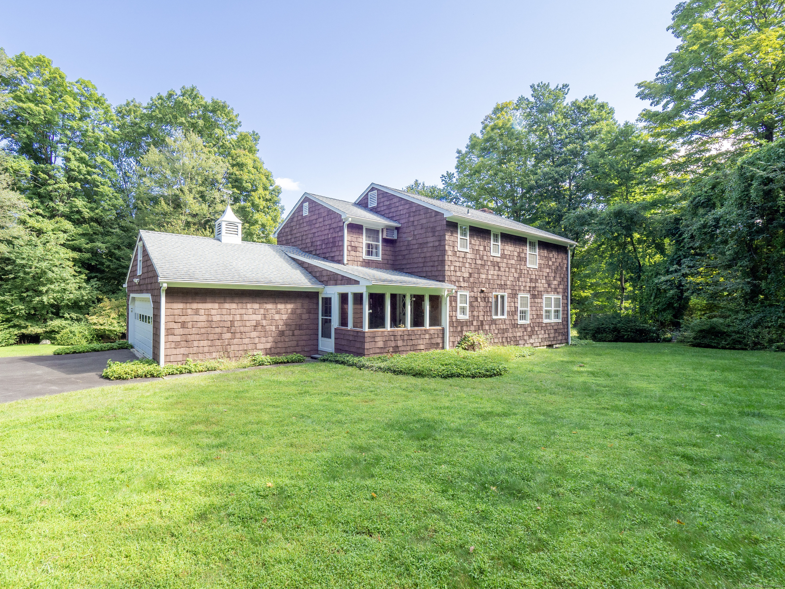 28 Pinecrest, Ridgefield, Connecticut 06877