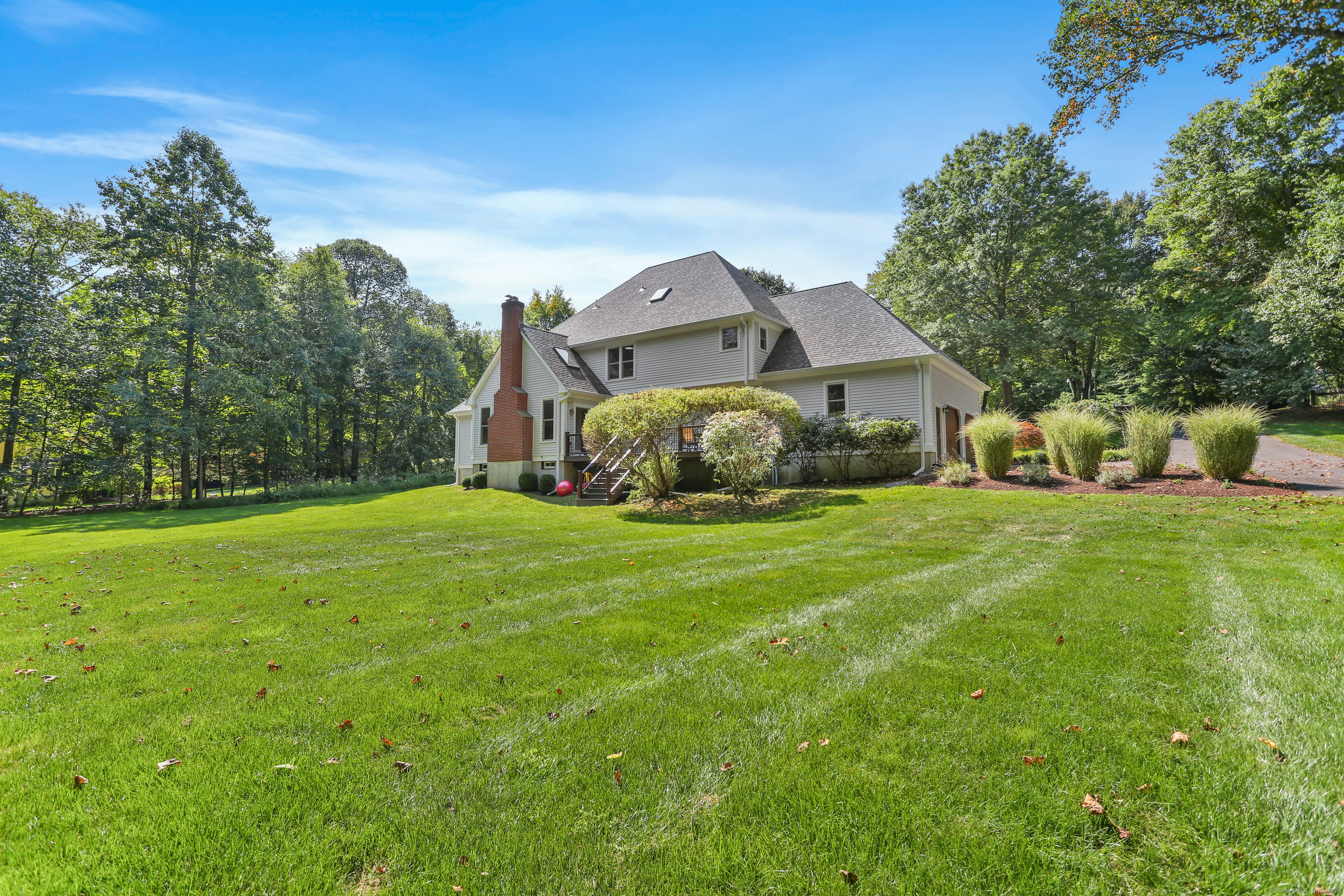 580 Rolling Hills, Fairfield, Connecticut 06824