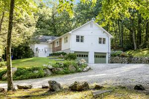 38 Honey Hill Trail