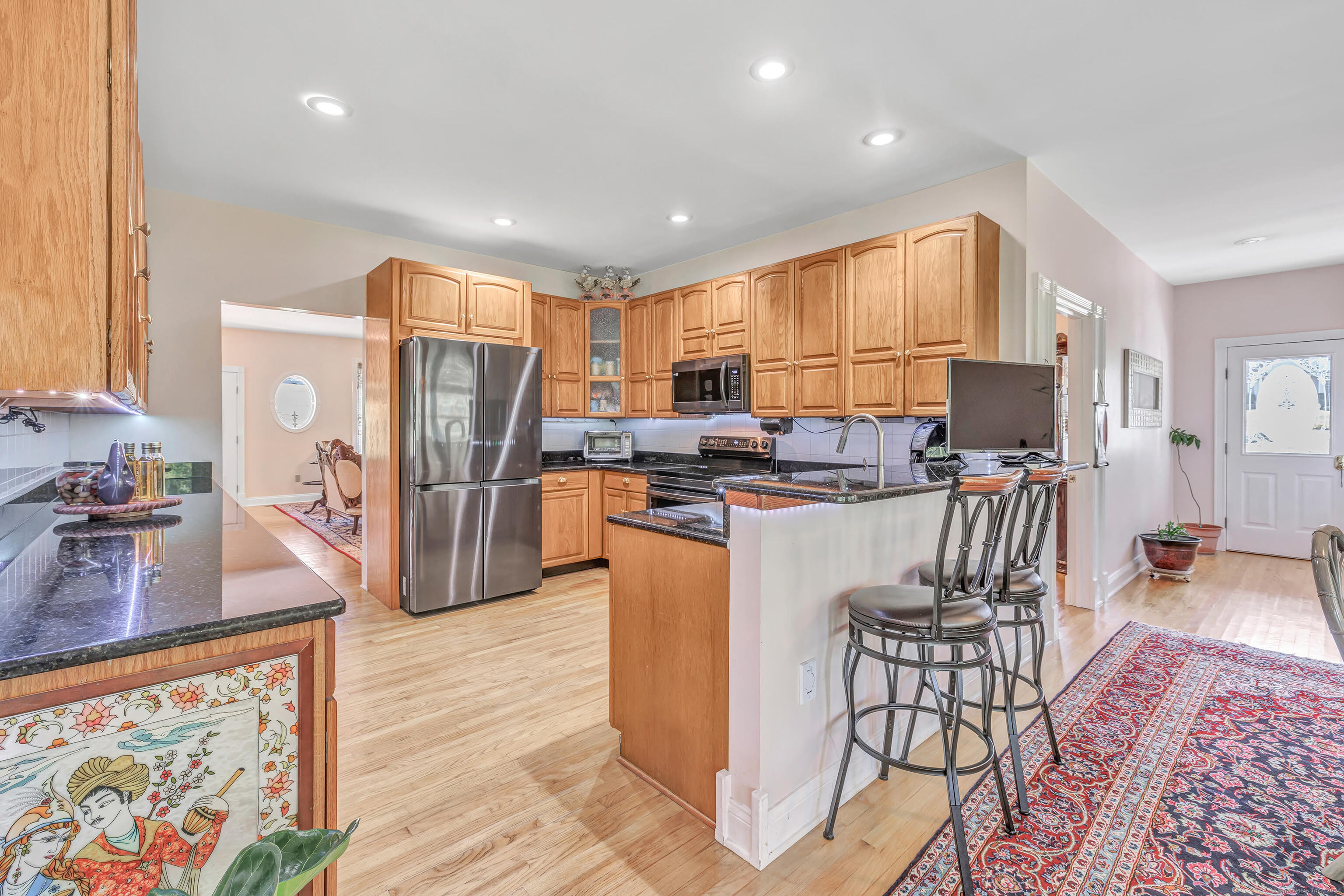 112 Idlewood, Wolcott, Connecticut 06716