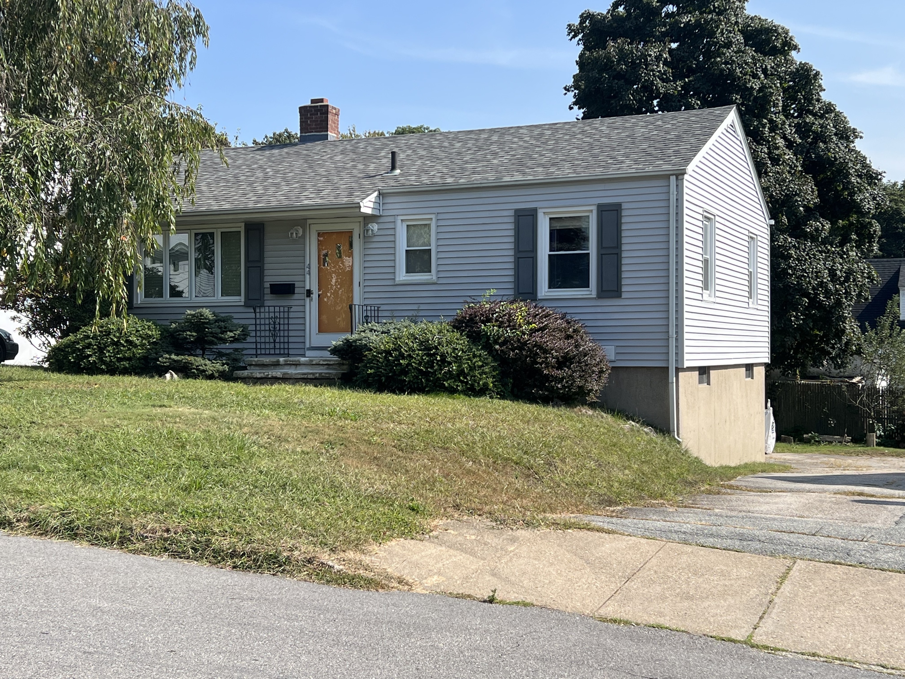 44 Longview Street New London CT