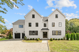 14 Dickinson Road