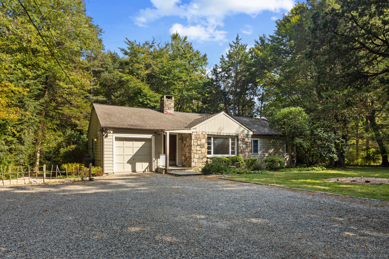 20 Pin Oak, Westport, Connecticut 06880