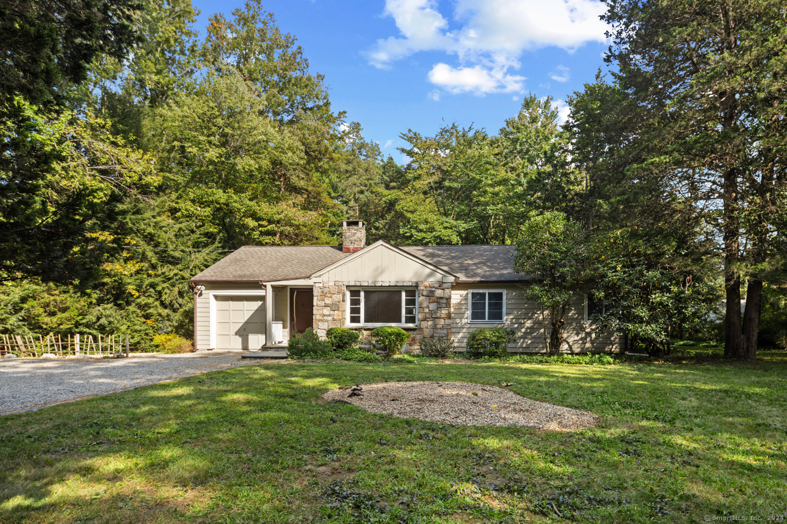 20 Pin Oak, Westport, Connecticut 06880