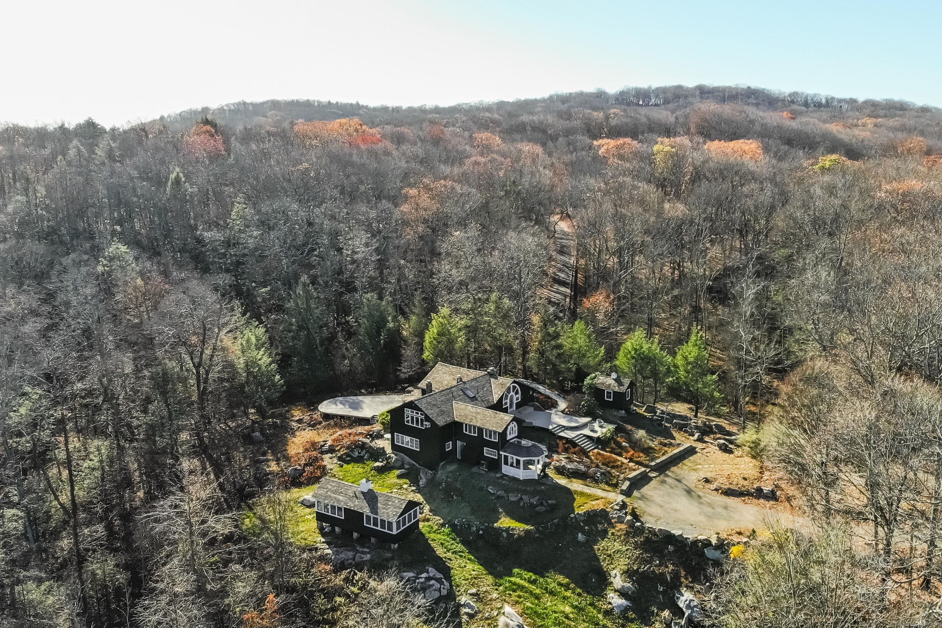 215 Neds Mountain, Ridgefield, Connecticut 06877