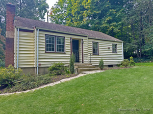 1 Woods End Lane