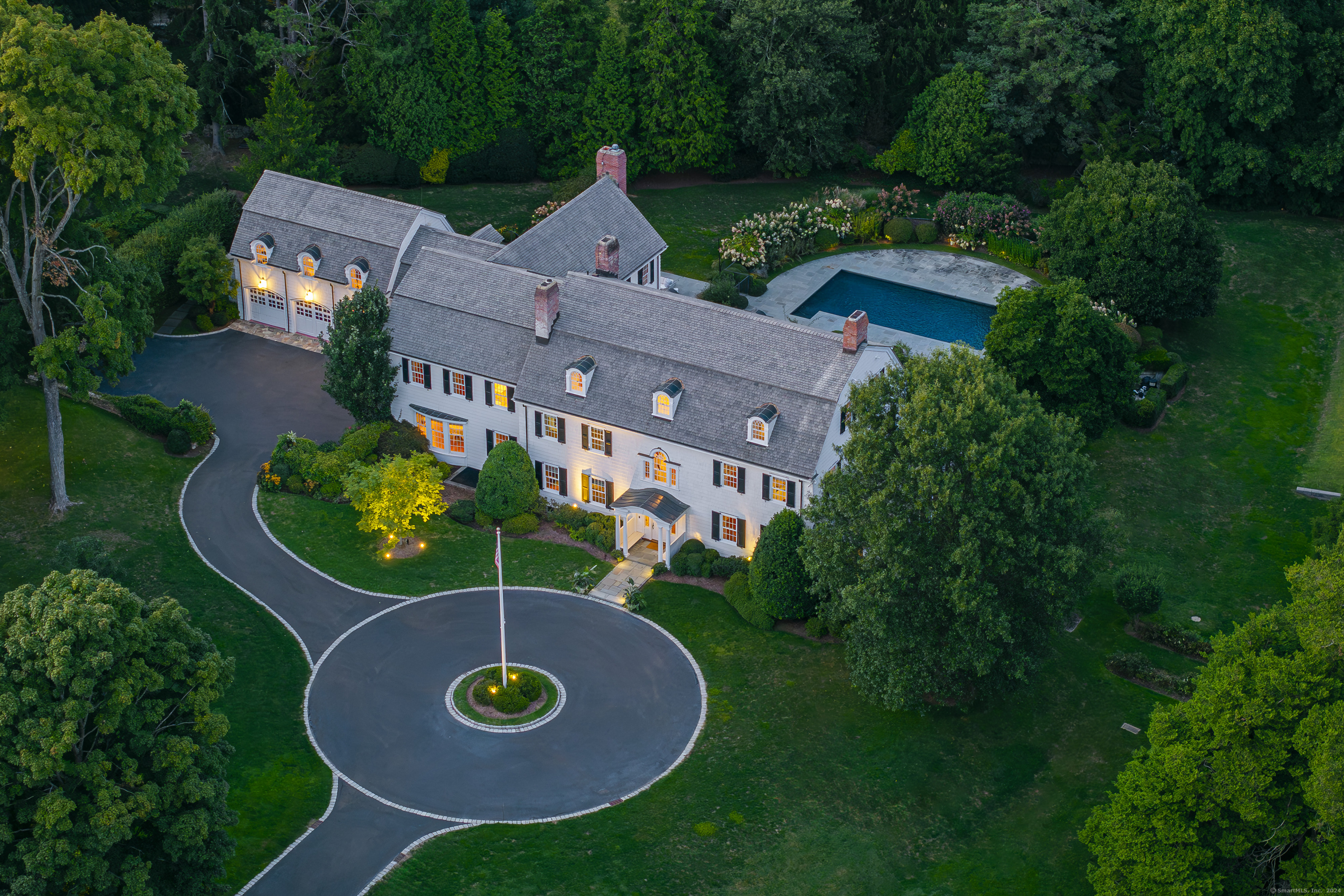 81 Canoe Hill New Canaan, Connecticut luxury estates, luxury relocation specialist, homes with pools, homes with acreage, luxury living new canaan, luxury real estate