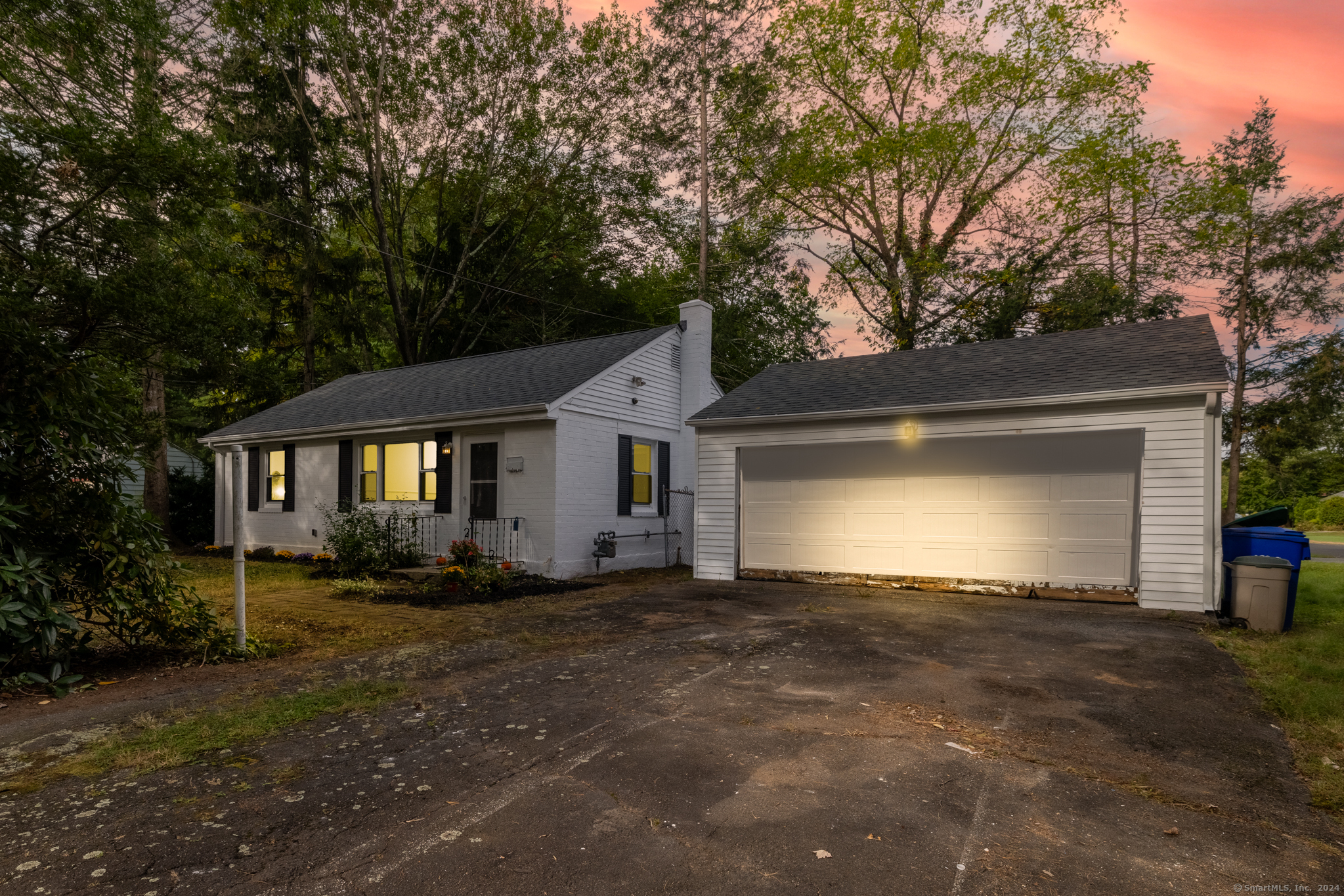 23 Woodford Drive Bloomfield CT