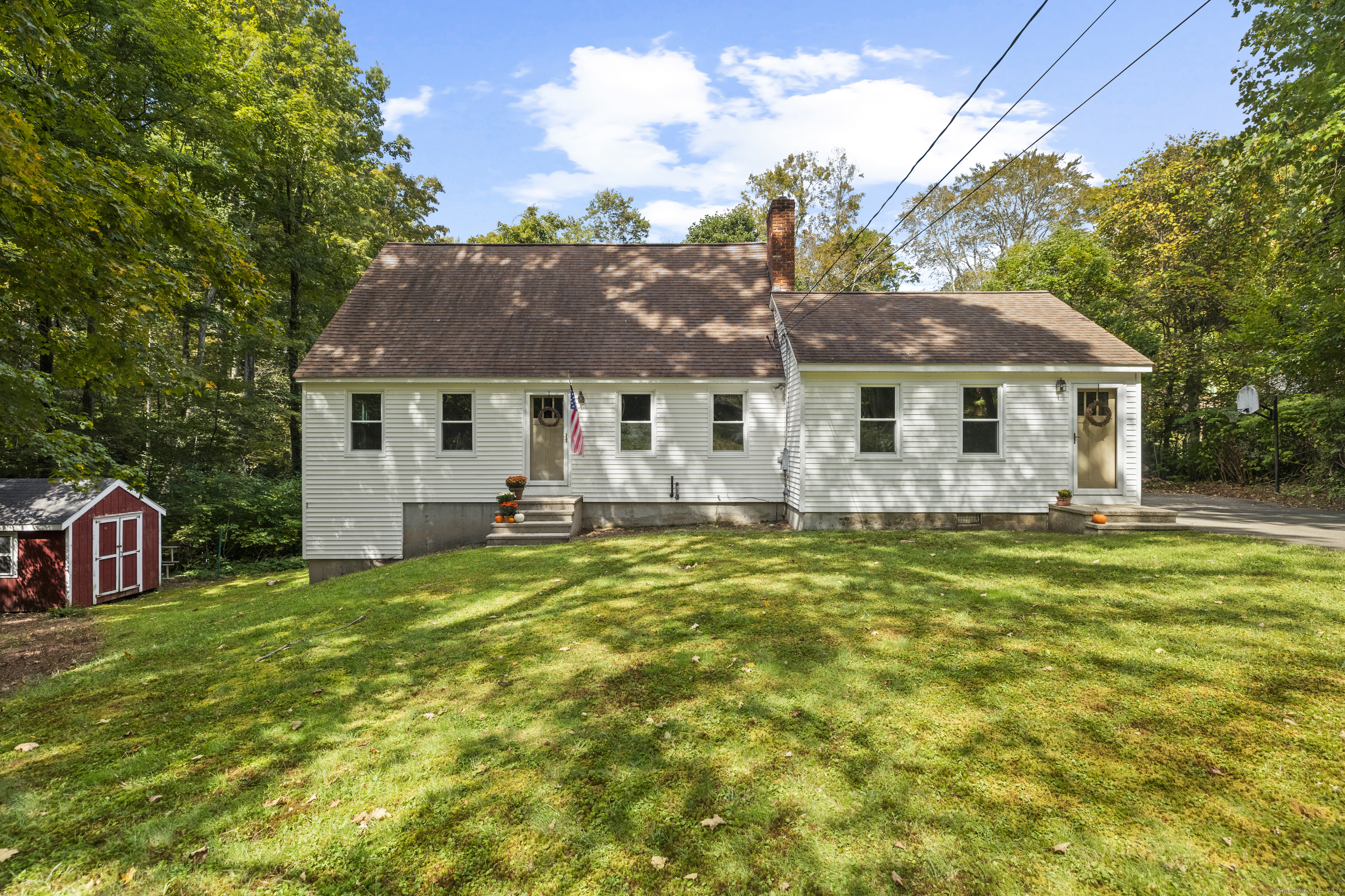 81 Weatherly Trail Guilford CT