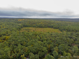 Homes for sale in Killingly, CT | 96 Rodgers Rd, Killingly, CT 06241 | MLS# 24048861