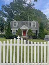10 Greenwood Avenue