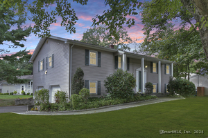 6 Leatherwood Road