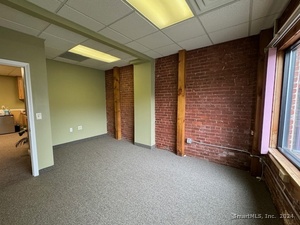 Homes for sale in Southington, CT | 35 N Main St #2A-1, Southington, CT 06489 | MLS# 24049865