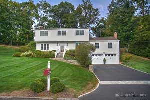 5 Hilly Field Lane