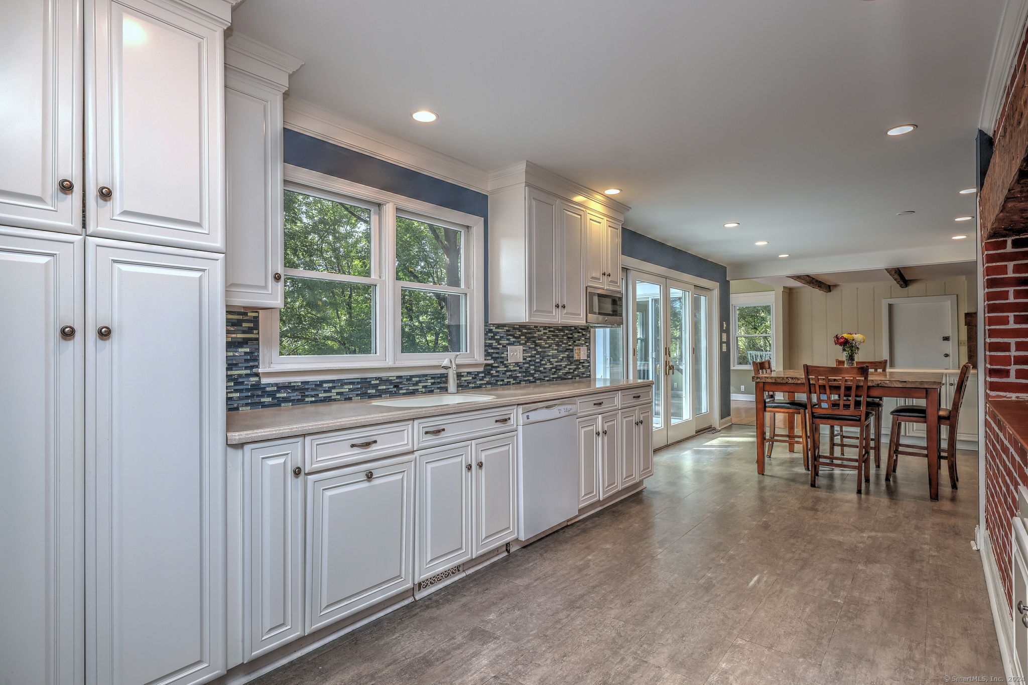 87 Canoe Brook, Trumbull, Connecticut 06611