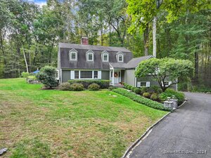 19 Tamarack Place