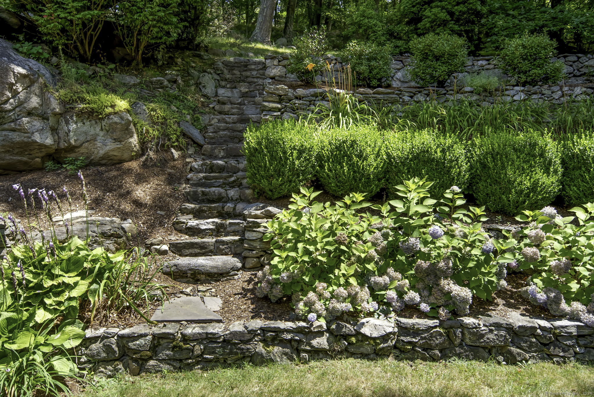 Photo 32 of 20 Pheasant Run Road, Wilton, CT