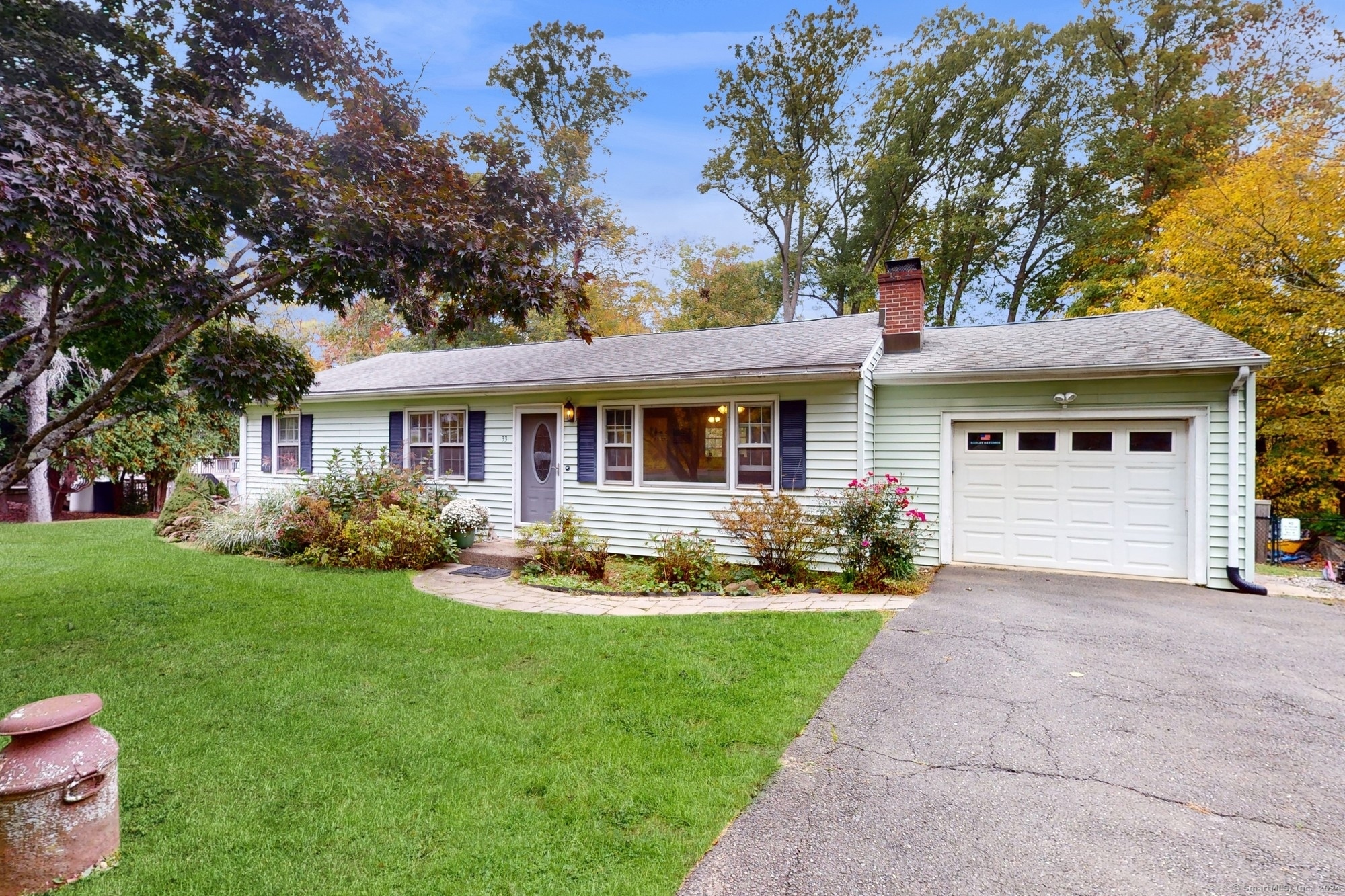 33 Dana Road Danbury CT