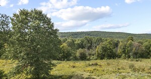 Homes for sale in East Granby, CT | 106 N Main St, East Granby, CT 06026 | MLS# 24052471